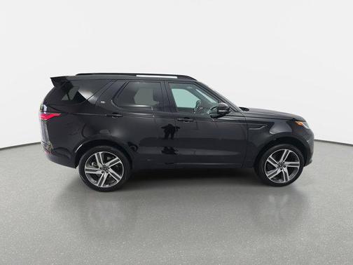 2023 Land Rover Discovery P360 S R-Dynamic