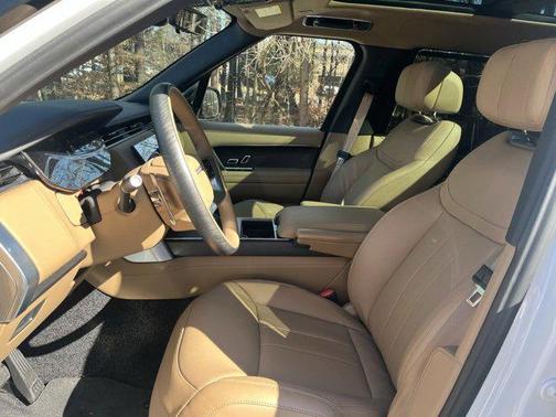 2025 Land Rover Range Rover P530 Autobiography