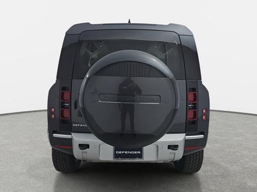 2024 Land Rover Defender 90 P300 S