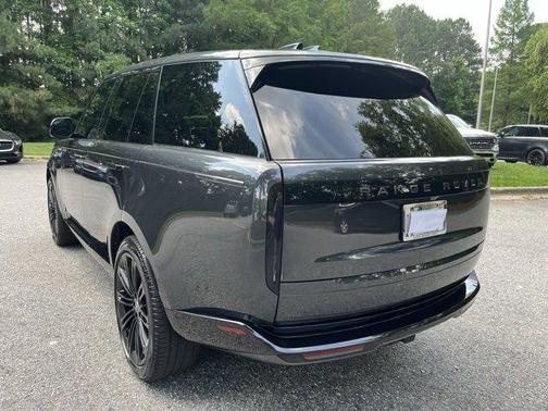 2024 Land Rover Range Rover P530 SE