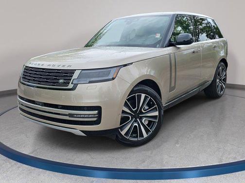 Gold 2026 Land Rover Range Rover P550e SE