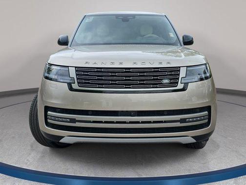 Gold 2026 Land Rover Range Rover P550e SE