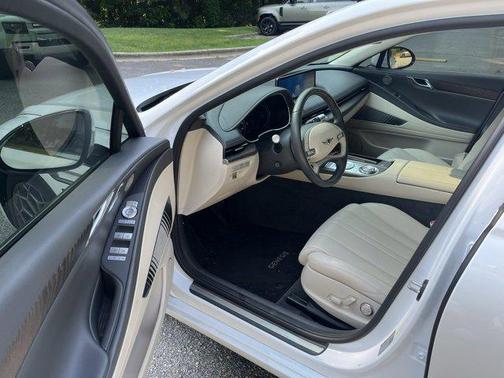 2022 Genesis G80 2.5T AWD