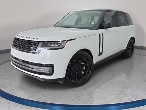 2025 Land Rover Range Rover P530 SE