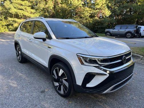 2024 Volkswagen Taos 1.5T SEL