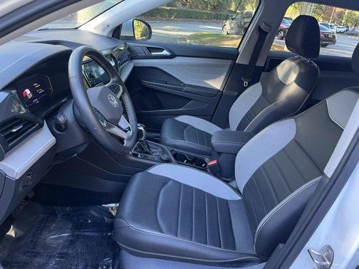 2024 Volkswagen Taos 1.5T SEL