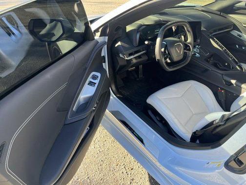 2022 Chevrolet Corvette Stingray w/1LT