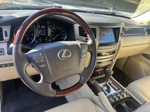2013 Lexus LX 570 Base