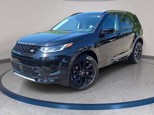 Santorini Black Metallic 2025 Land Rover Discovery Sport S