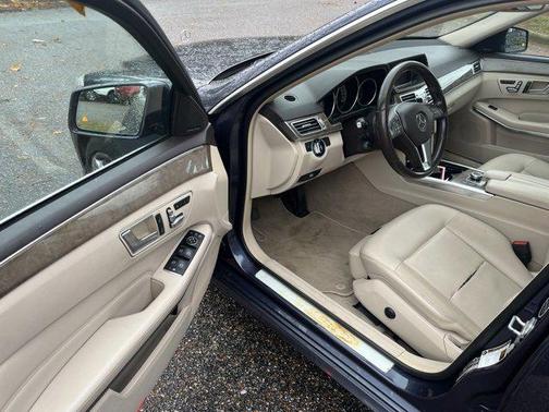 2016 Mercedes-Benz E-Class 4MATIC