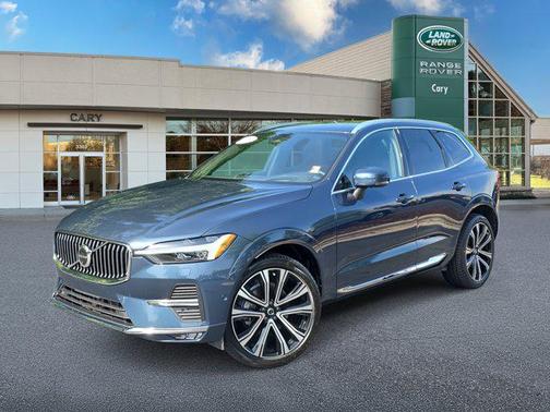 2023 Volvo XC60 B5 Ultimate Bright Theme