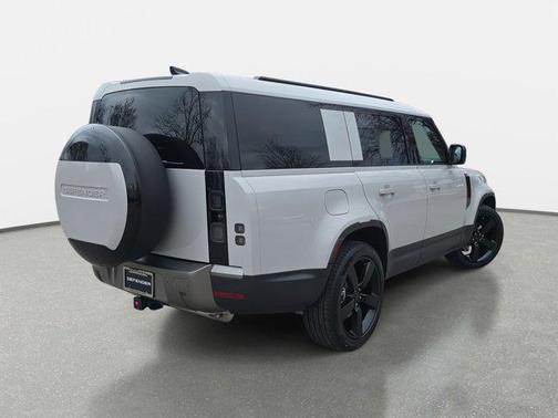 2026 Land Rover Defender P300 S