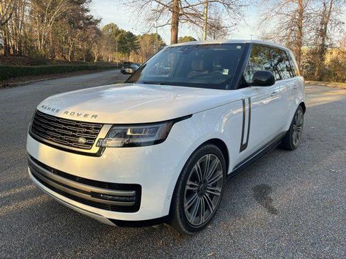 2024 Land Rover Range Rover SE