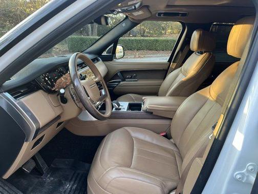 2024 Land Rover Range Rover SE