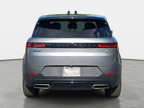 2023 Land Rover Range Rover Sport SE