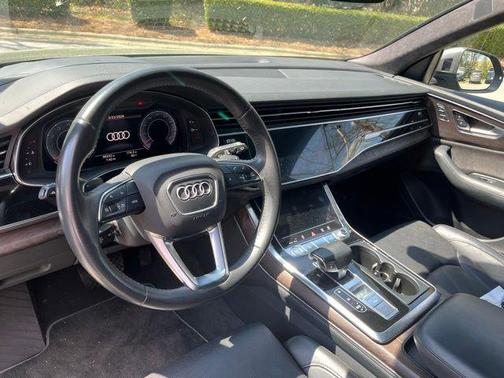 Samurai Gray Metallic 2019 Audi Q8 3.0T Premium