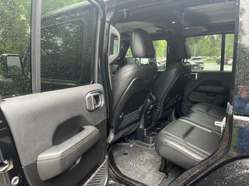 2024 Jeep Wrangler 4-Door Sahara 4x4