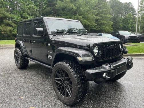 2024 Jeep Wrangler 4-Door Sahara 4x4