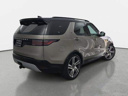 2024 Land Rover Discovery P360 Metropolitan Edition
