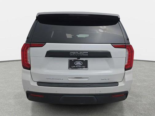 2022 GMC Yukon XL SLT