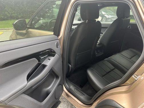 2024 Land Rover Range Rover Evoque Core S