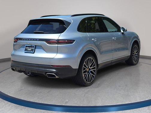 Dolomite Silver Metallic 2020 Porsche Cayenne Cayenne