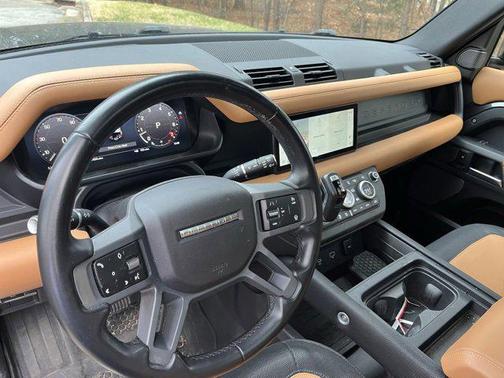 2023 Land Rover Defender 110 X-Dynamic SE