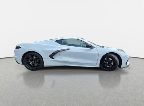 2022 Chevrolet Corvette Stingray w/2LT