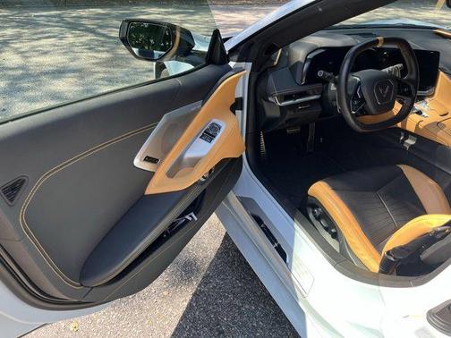 2022 Chevrolet Corvette Stingray w/2LT