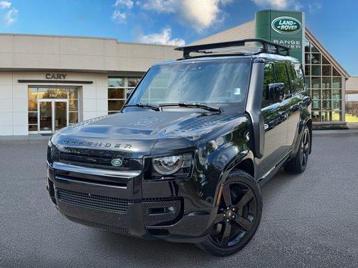 2024 Land Rover Defender 130 P400 X-Dynamic SE