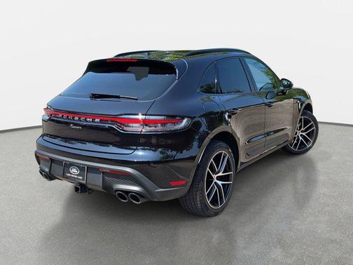 2023 Porsche Macan Base