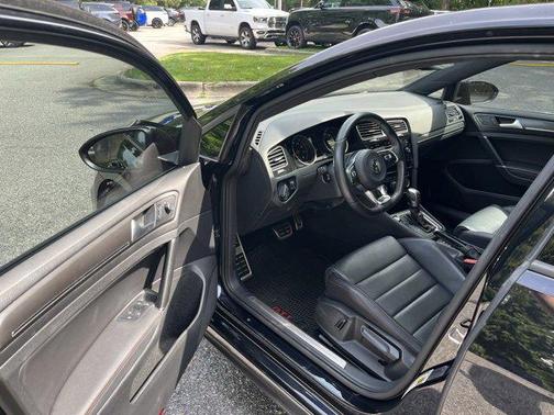 2020 Volkswagen Golf GTI 2.0T SE DSG