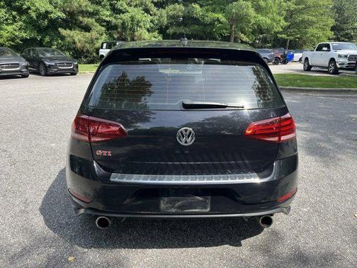 2020 Volkswagen Golf GTI 2.0T SE DSG