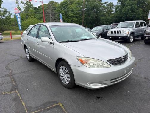 Lunar Mist Metallic 2004 Toyota Camry LE