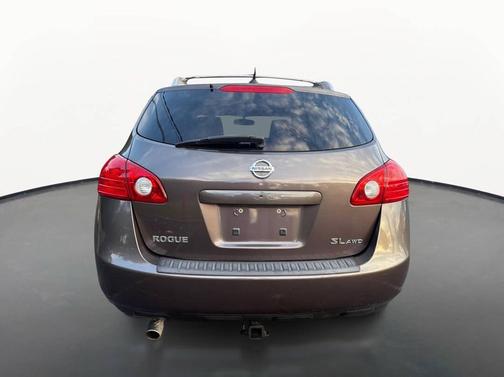 Iridium Graphite 2010 Nissan Rogue SL