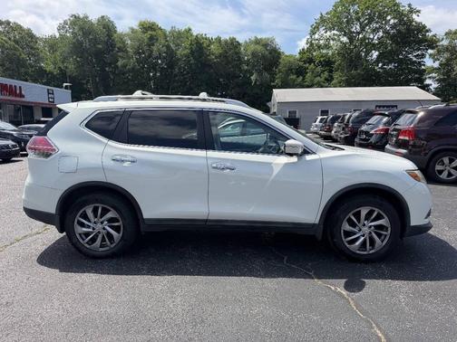 Moonlight White 2014 Nissan Rogue SL