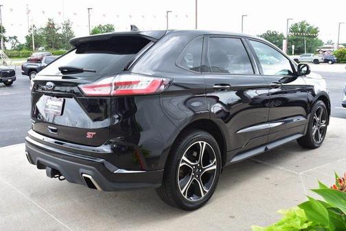 2019 Ford Edge ST