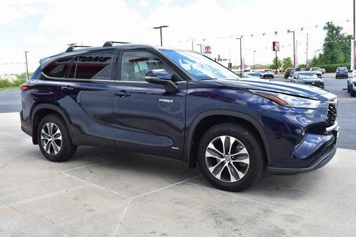 2020 Toyota Highlander Hybrid XLE