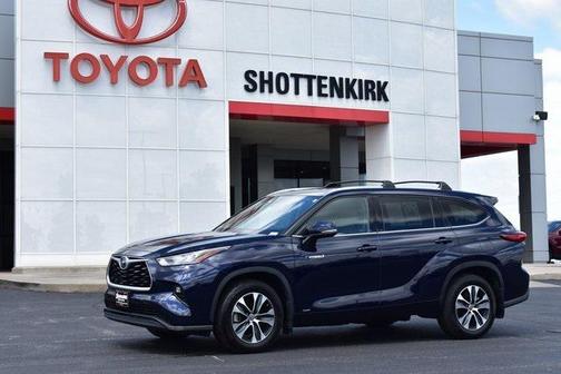 2020 Toyota Highlander Hybrid XLE
