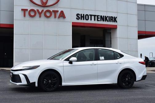 Ice Cap 2026 Toyota Camry SE