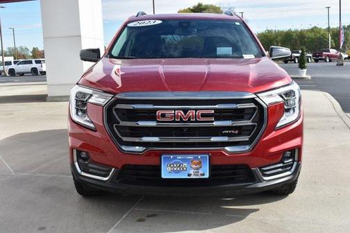 2023 GMC Terrain AWD AT4