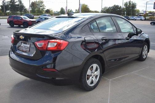 2018 Chevrolet Cruze LS