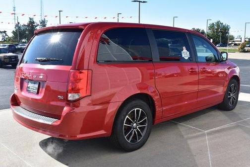 2015 Dodge Grand Caravan R/T