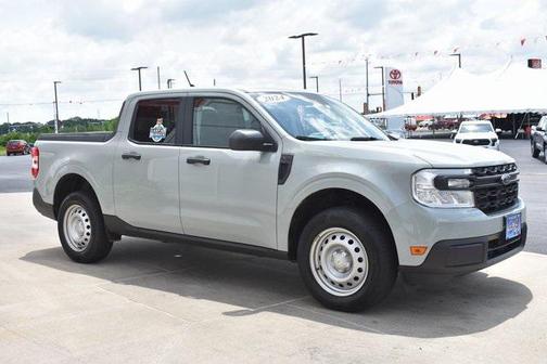 2024 Ford Maverick XL