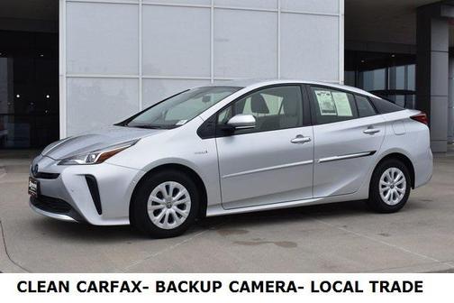 2022 Toyota Prius LE