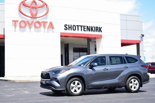 2023 Toyota Highlander LE