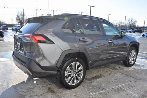 2022 Toyota RAV4 Limited