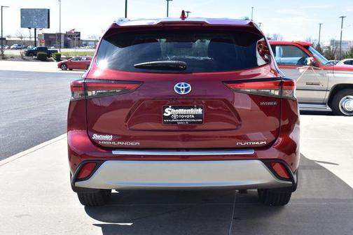 Ruby Flare Pearl 2021 Toyota Highlander Hybrid Platinum