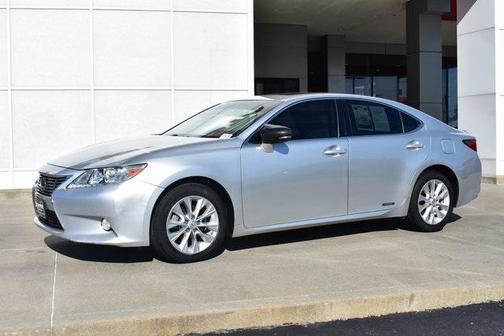 2014 Lexus ES 300h Base