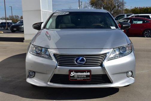 2014 Lexus ES 300h Base